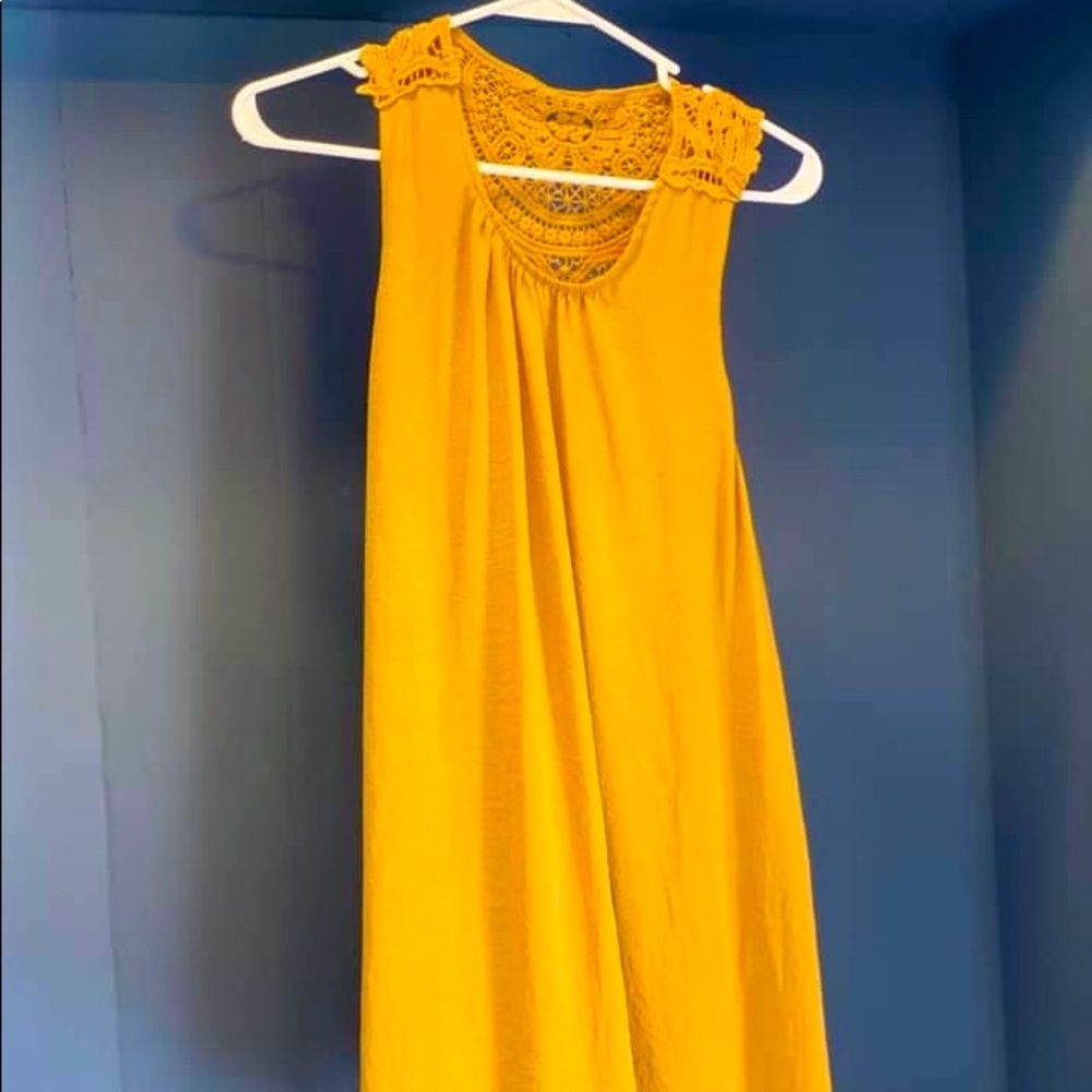 Yellow flowing dress